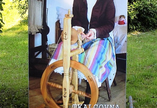 nový poutač s možností vyfotit se u kolovratu