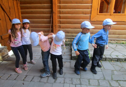 122 stanoviště 1 - výuka tanečku