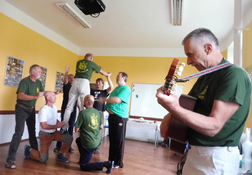 02 Přípravy na vystoupení na ubytovně 2