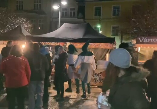 2021/11/27_První advent