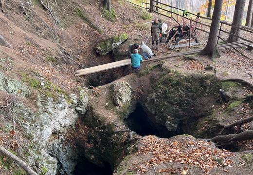04 Situace pracoviště i s rekonstruovaným rumpálem